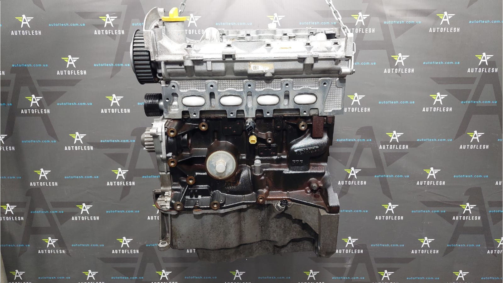 Двигатель 1.6 16V, K4M766, K4M9766, 7701477426 Dacia Renault бу Двигатель 1.6 16V, K4M766, K4M9766, 7701477426 Dacia Renault бу